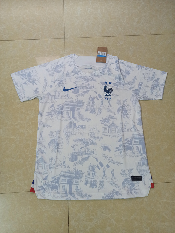 22 World Cup France Away